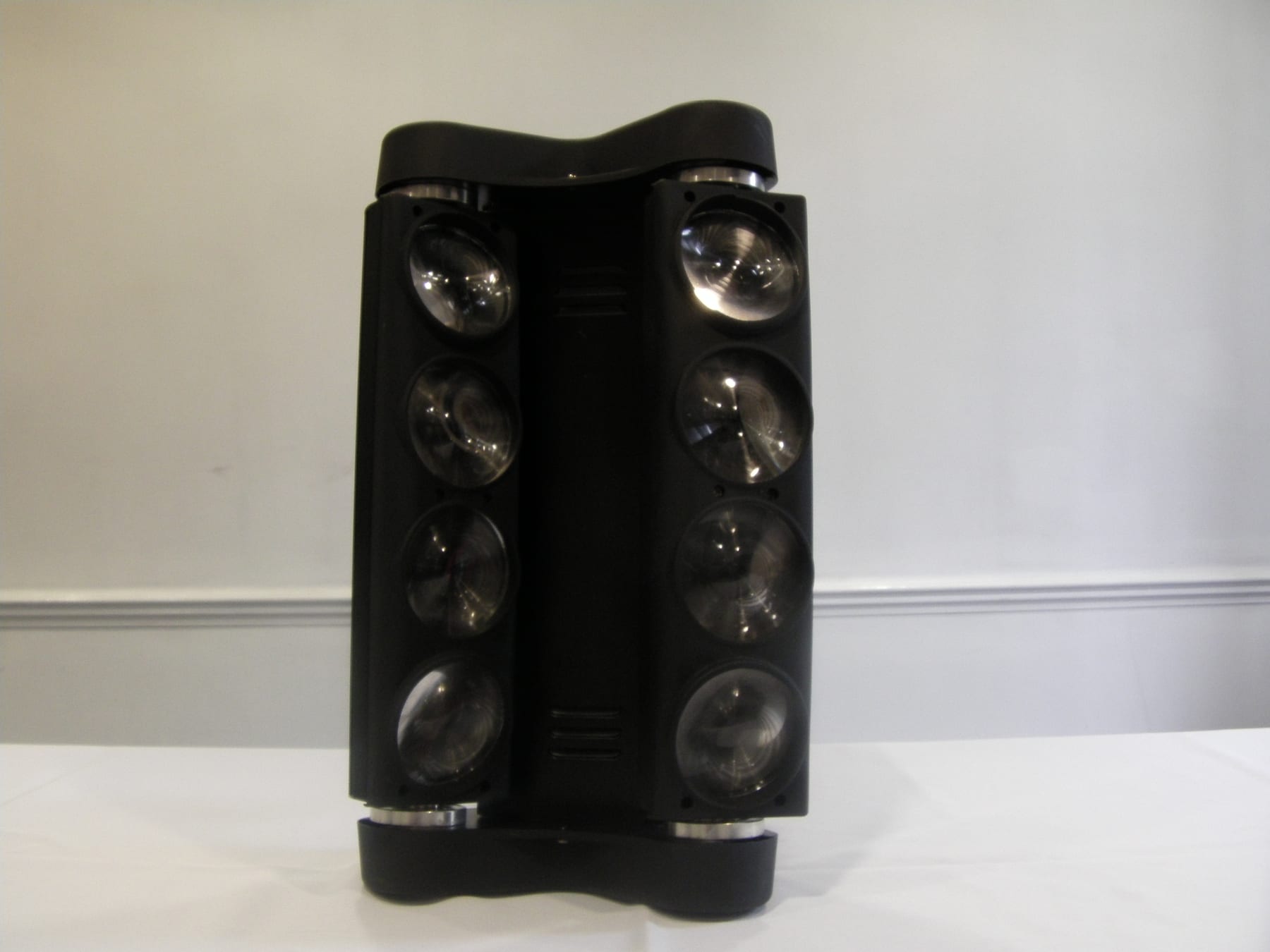 Audio-visual and lighting equipment (18)