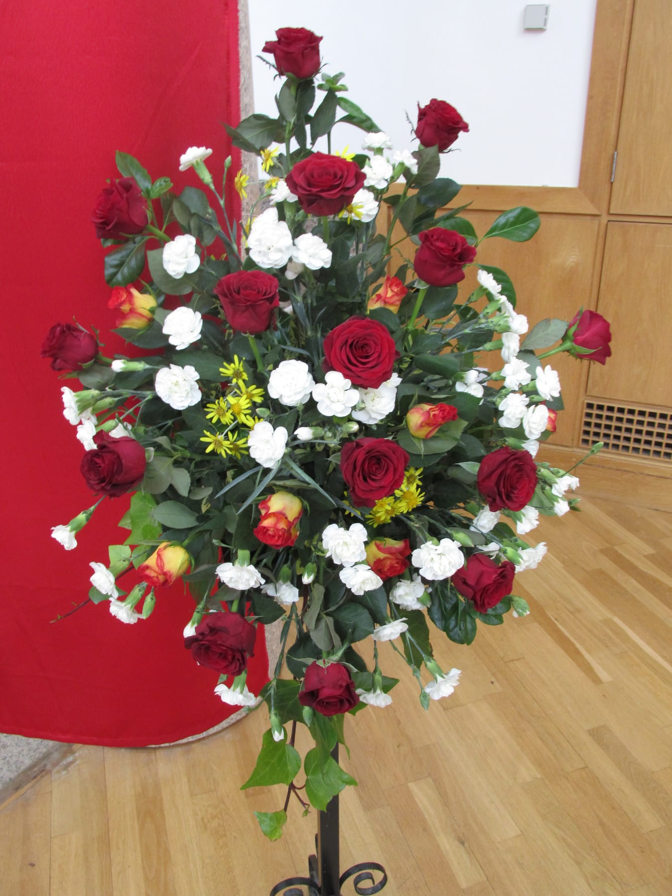 Wedding reception tables and decorations (5)